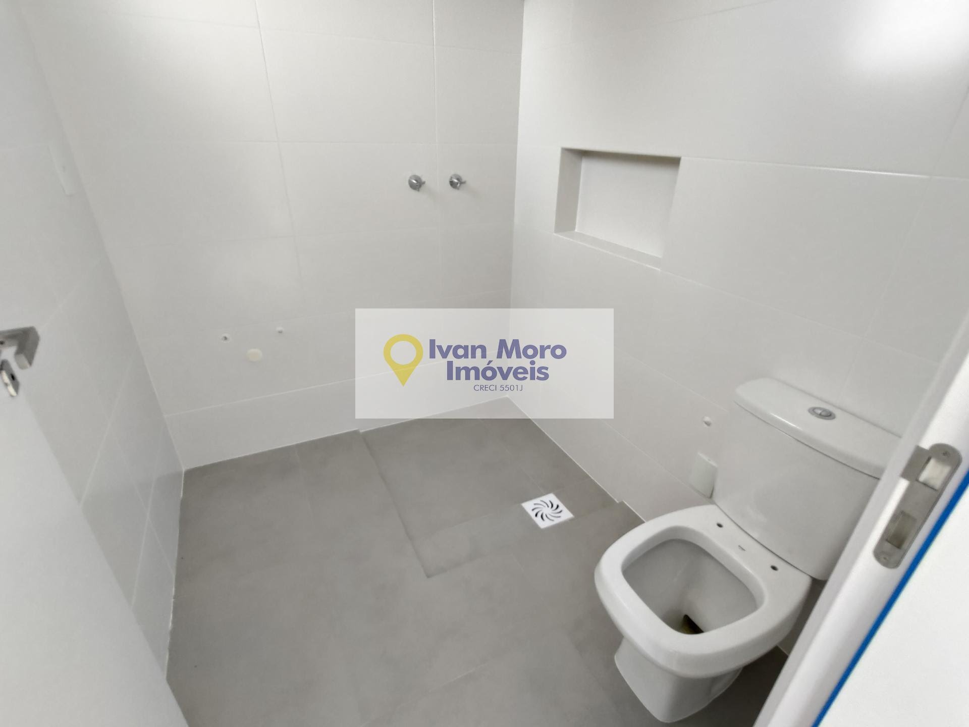 Apartamento à venda com 3 quartos, 3 suítes, 2 vagas e 110m² no Centro, Florianópolis (SC) — foto 25 de 30