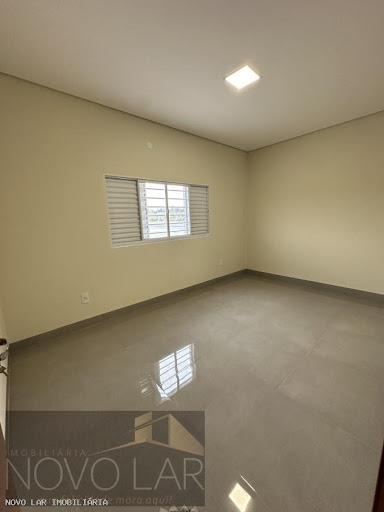 Salão Comercial para Locação em Adamantina / SP no bairro RESIDENCIAL ALTOS DA COLINA