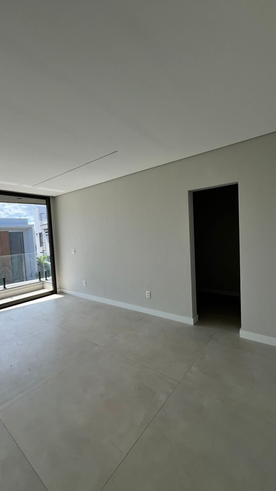 Casa à venda com 4 quartos, 3 suítes, 4 vagas e 268m² no Sim, Feira de Santana (BA) — foto 15 de 25