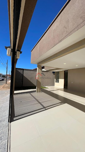Perfeita Casa à Venda no Bairro Riviera Park - 3 Suítes por R$ 1.100.000