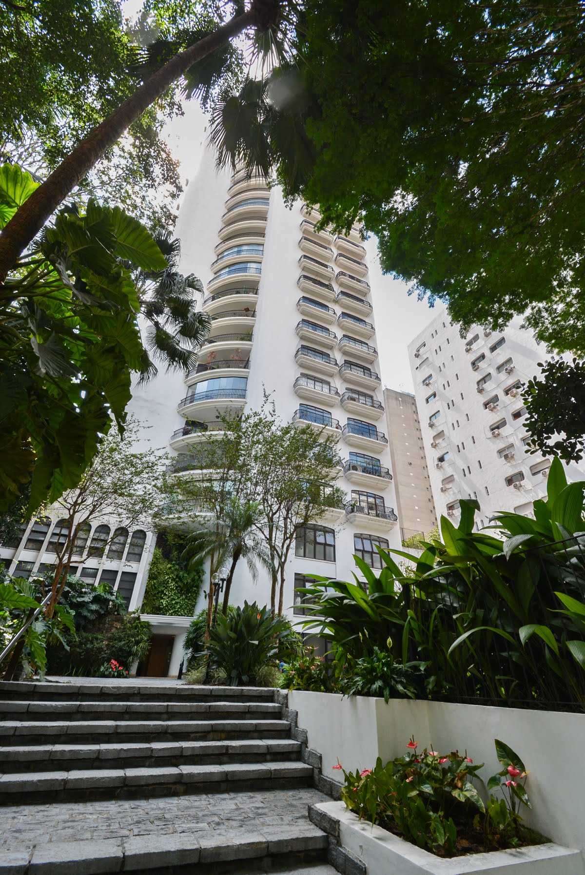 Apartamento à venda com 6 quartos, 6 banheiros, 4 vagas e 468m² no Jardim Paulista, São Paulo — foto principal