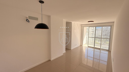 Apartamento em Recreio dos Bandeirantes  -  Rio de Janeiro