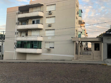 Venda de Apartamento centra  2 Dormitórios com garagem  no Centro de Bagé - R$ 450.000,00