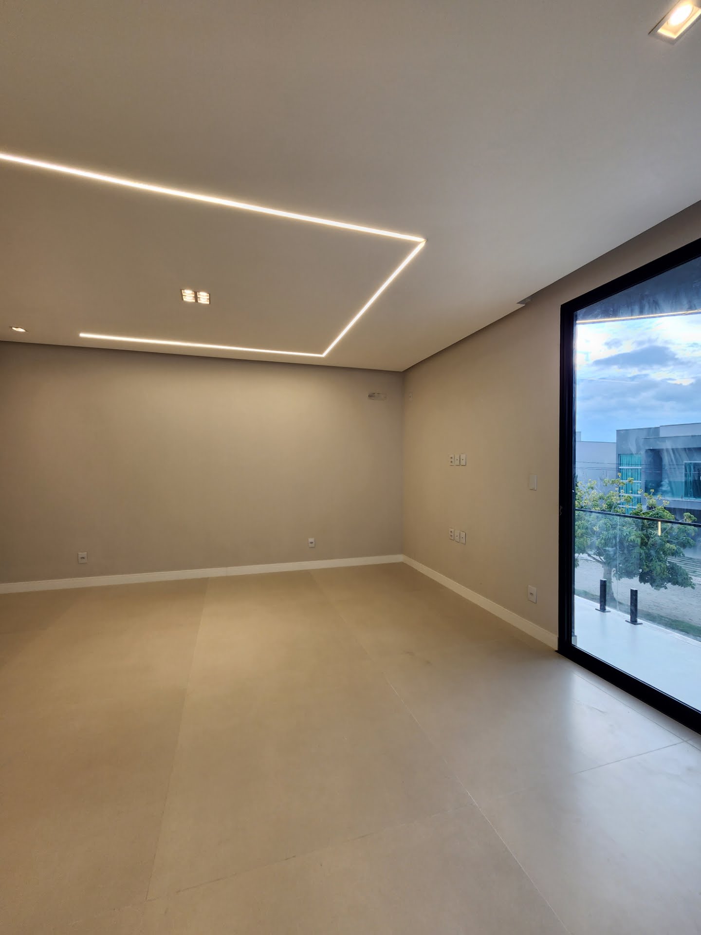 Casa à venda com 4 quartos, 4 suítes e 2 vagas no Papagaio, Feira de Santana (BA) — foto 23 de 27