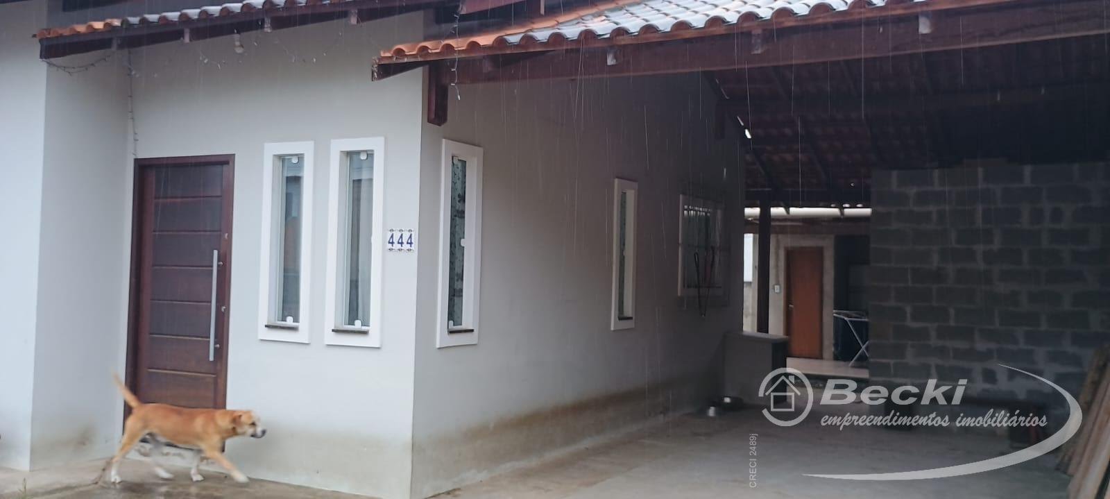 Casa à venda com 2 quartos, 2 banheiros, 2 vagas e 100m² no Itinga, Araquari (SC) — foto 2 de 9