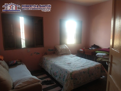 Dormitório 02