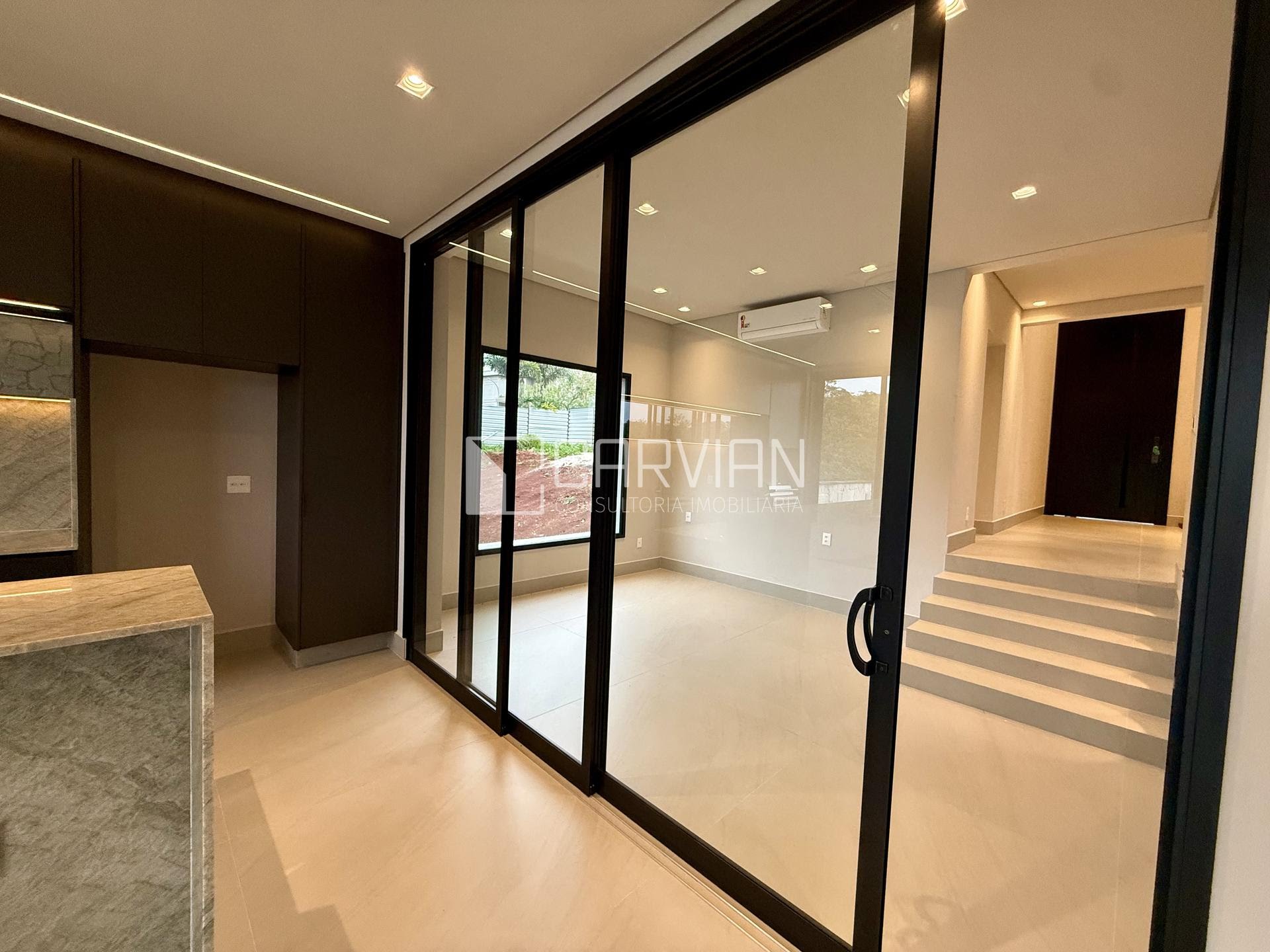 Casa à venda com 6 quartos, 5 suítes, 4 vagas e 471m² no Alphaville III, Ribeirão Preto (SP) — foto 17 de 30