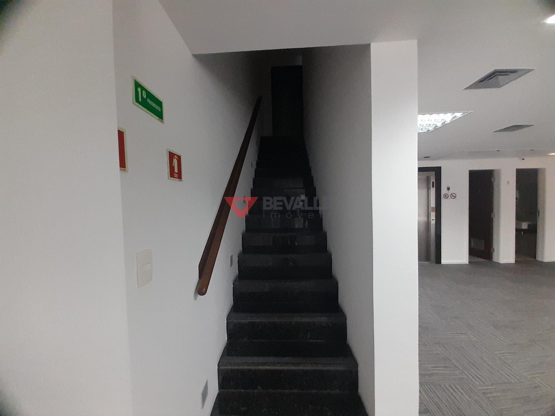 Comercial para alugar com 6 banheiros e 369m² no Humaitá, Rio de Janeiro (RJ) — foto 8 de 30
