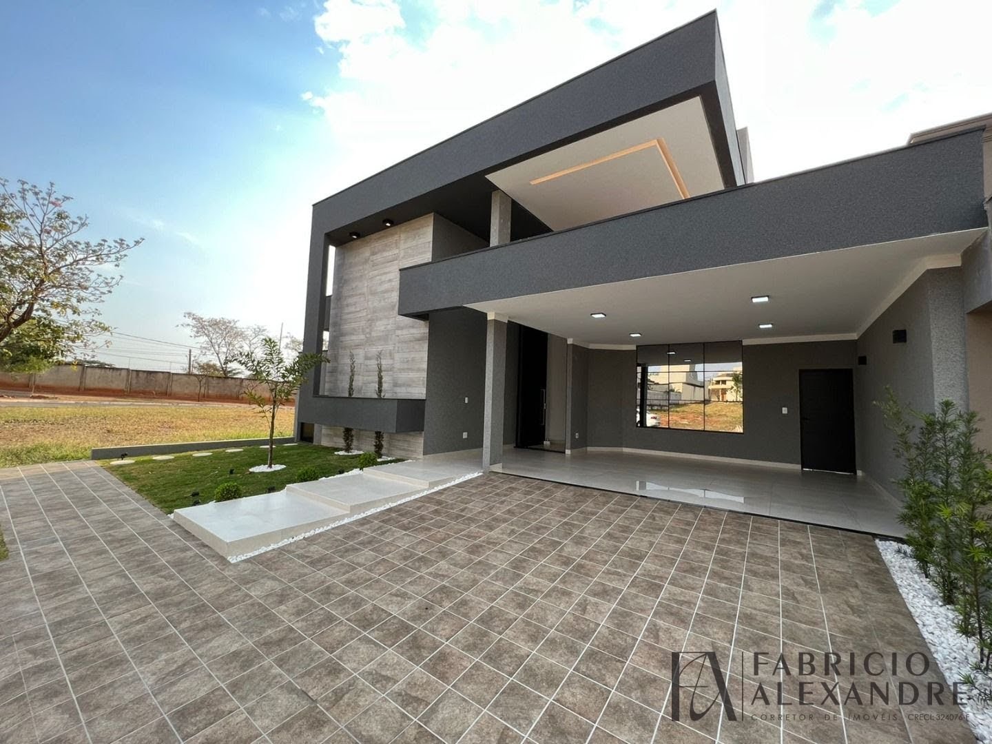 Casa à venda com 3 quartos, 5 banheiros, 4 vagas e 246m² no Loteamento Recanto do Lago, São José do Rio Preto — foto principal