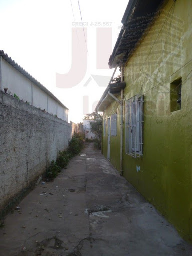 Lateral