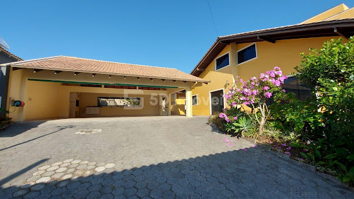 Casa 4 Dormitórios - Ubatuba - São Francisco do Sul, SC