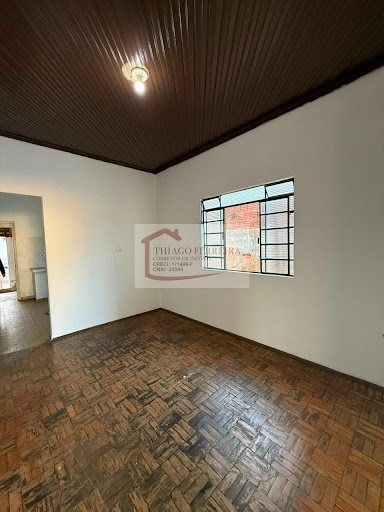 Casa em Av Formoso   -  Santa Rita do Passa Quatro