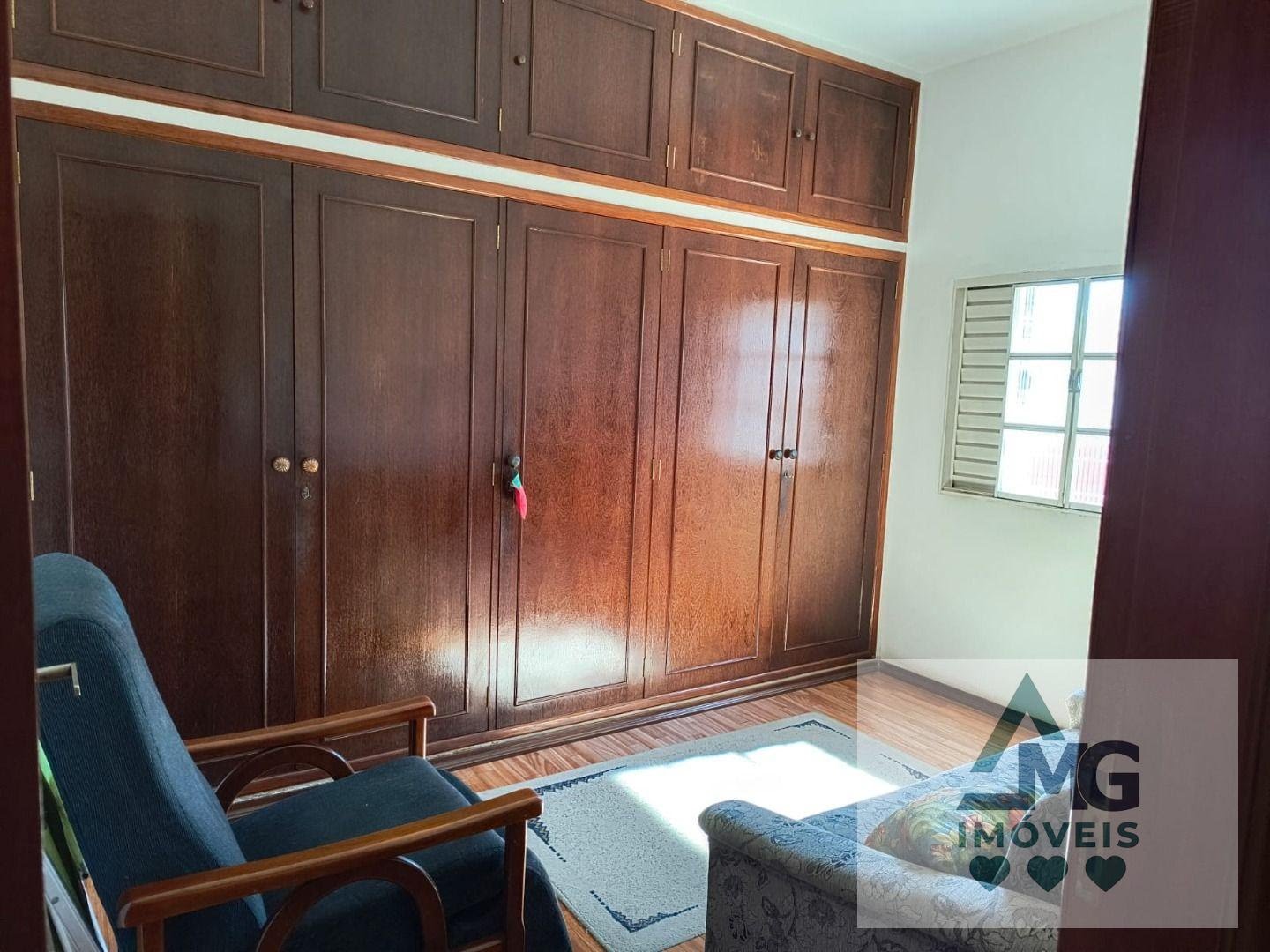 Casa à venda com 4 quartos e 1 vaga no Jardim Santa Tereza, Três Corações (MG) — foto 7 de 13