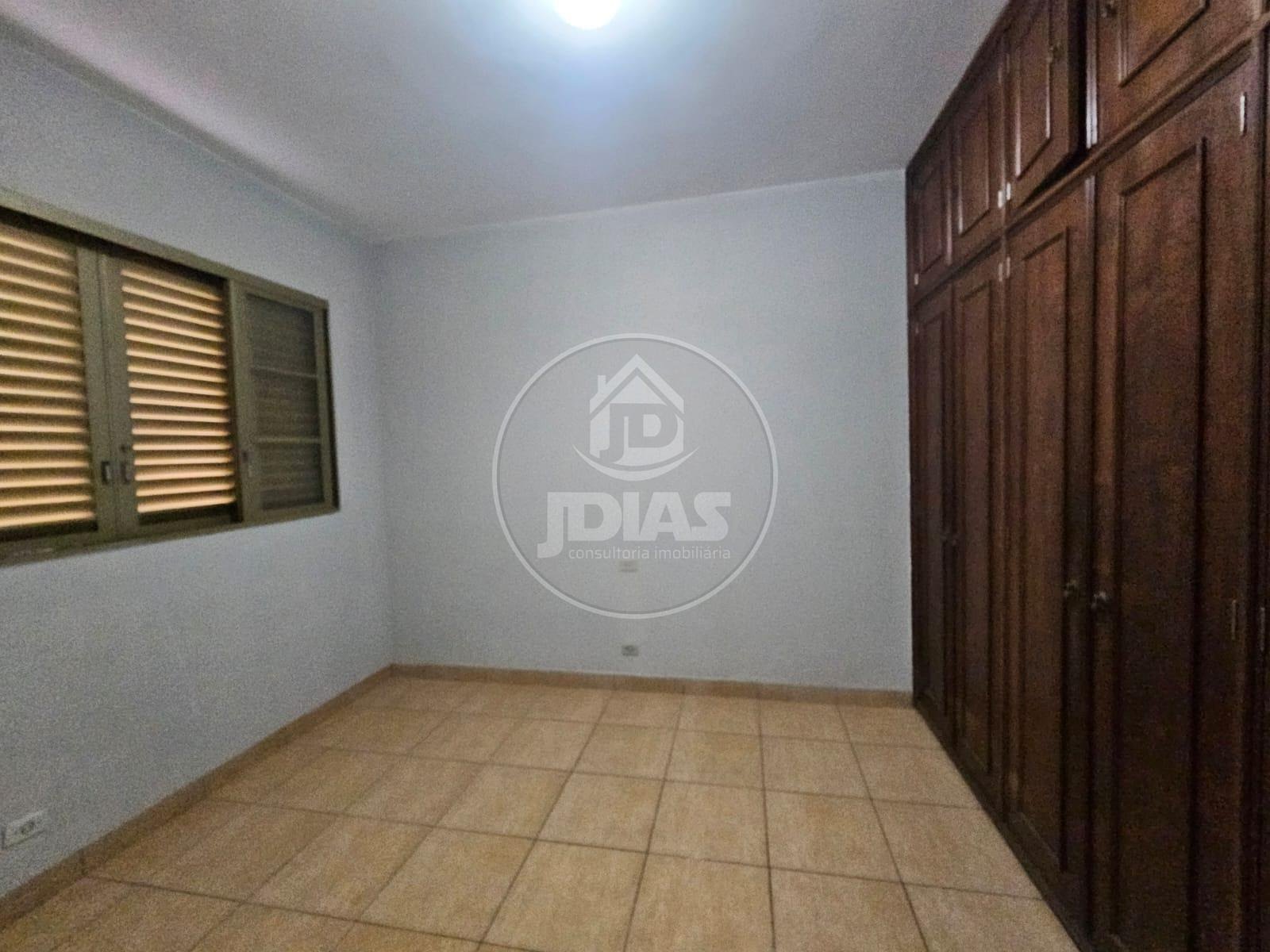Casa, 3 quartos, 262 m² - Foto 10