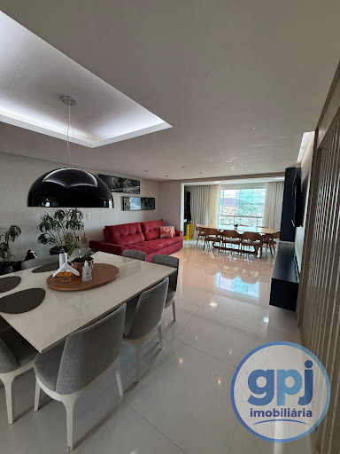 Apartamento no Centro de Nova Serrana com 3 Dormitórios