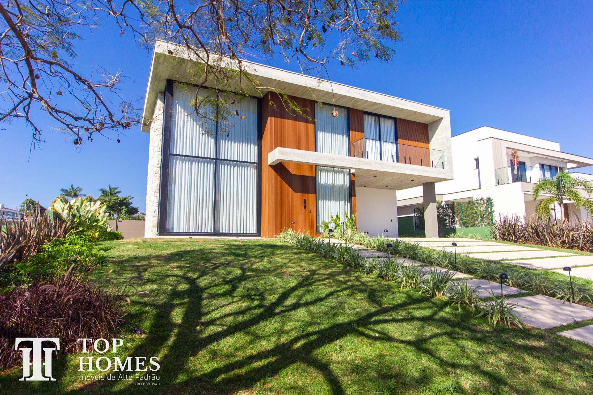 Casa de alto padrão à venda no condomínio Portal Japy Golf Club em Cabreúva SP