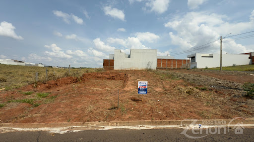 Terreno à Venda no Residencial Barcelona em Adamantina SP