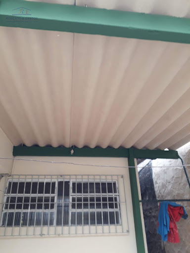 Fundos, outra vista