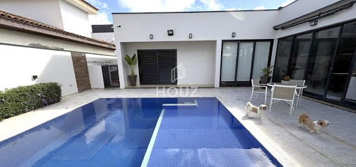 Piscina com sistema de aquecimento