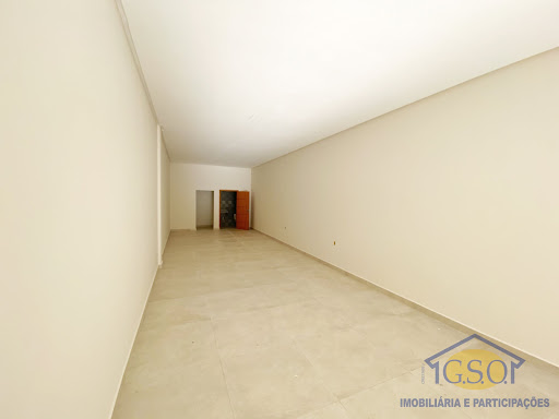 Loja/Salão em Parque Residencial Laranjeiras - Serra, ES