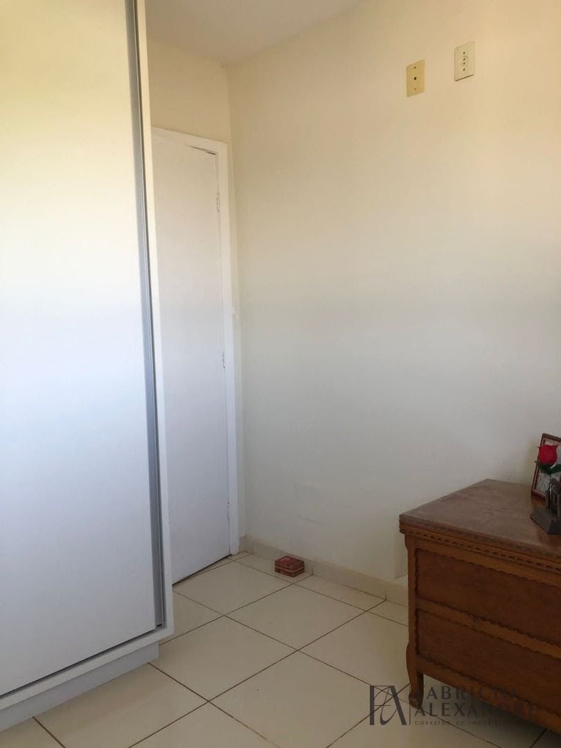 Casa à venda com 3 quartos, 1 suíte, 2 vagas e 83m² no Jardim Caparroz, São José do Rio Preto (SP) — foto 13 de 24