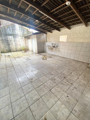 Casa em Aventureiro  -  Joinville