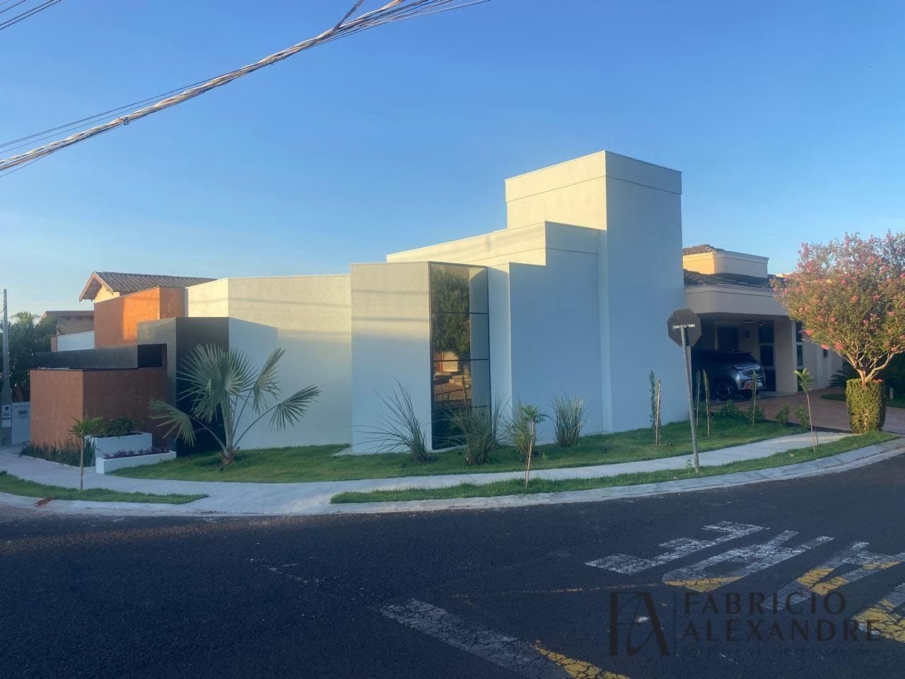 Casa à venda com 3 quartos, 3 suítes, 4 vagas e 190m² no Residencial Village Damha Rio Preto II, São José do Rio Preto (SP) — foto 2 de 14