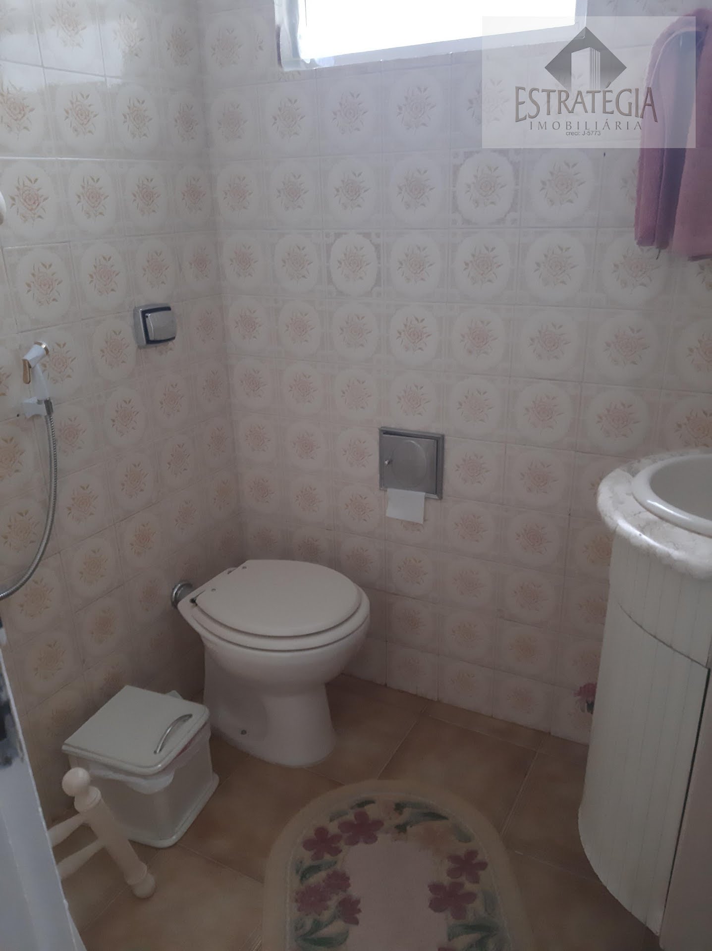 Casa à venda com 3 quartos, 1 suíte, 1 vaga e 190m² no Valparaíso, Petrópolis (RJ) — foto 18 de 30