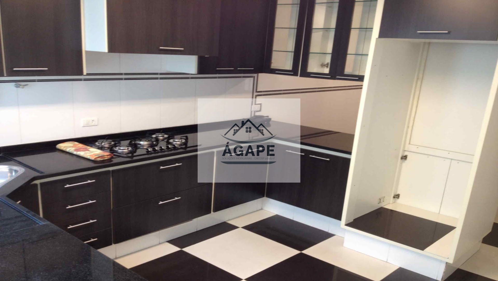 Casa à venda com 4 quartos, 4 suítes, 6 vagas e 365m² no Jardim Lar Sao Paulo, São Paulo (SP) — foto 13 de 30