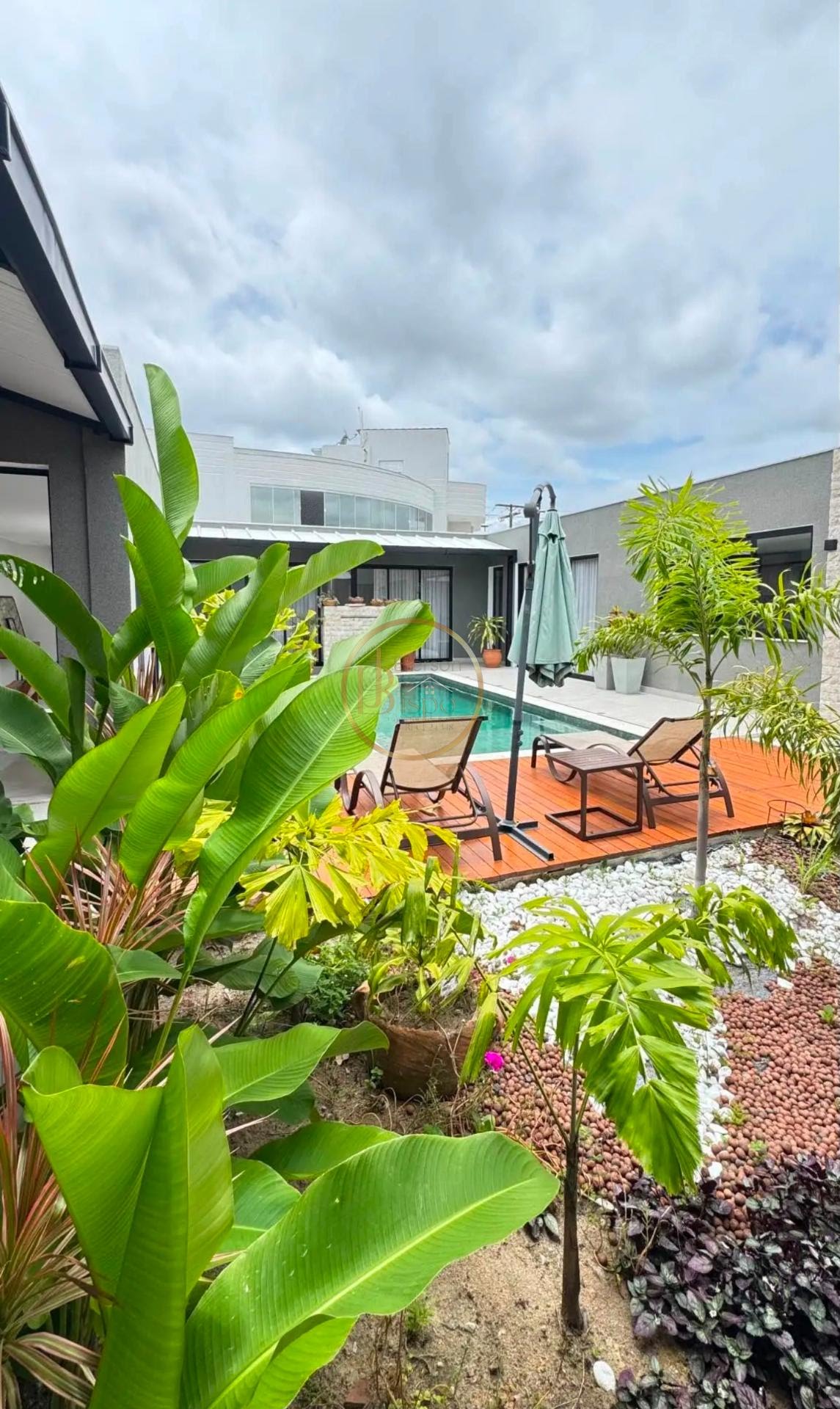 Casa à venda com 3 quartos, 3 suítes, 2 vagas e 300m² no Outeiro São Francisco, Porto Seguro (BA) — foto 9 de 10