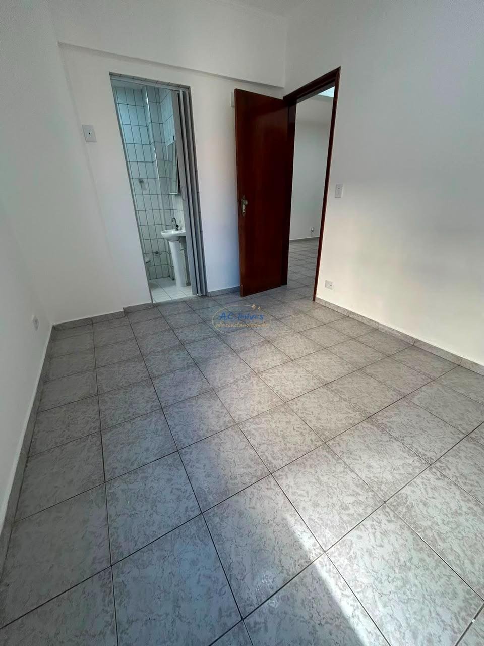Apartamento à venda com 2 quartos, 1 suíte, 1 vaga e 70m² no Vila Assuncao, Praia Grande (SP) — foto 8 de 16