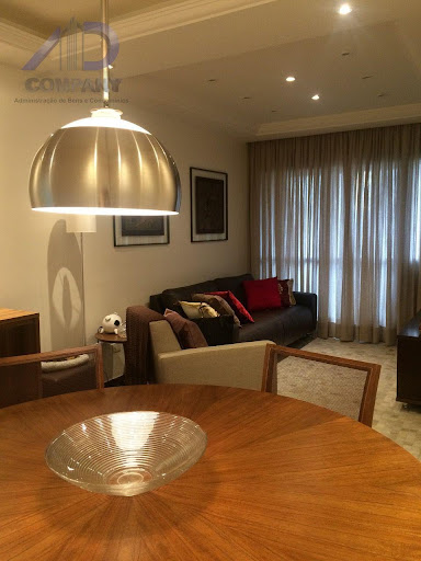 Apartamento em Vila Gumercindo  -  São Paulo