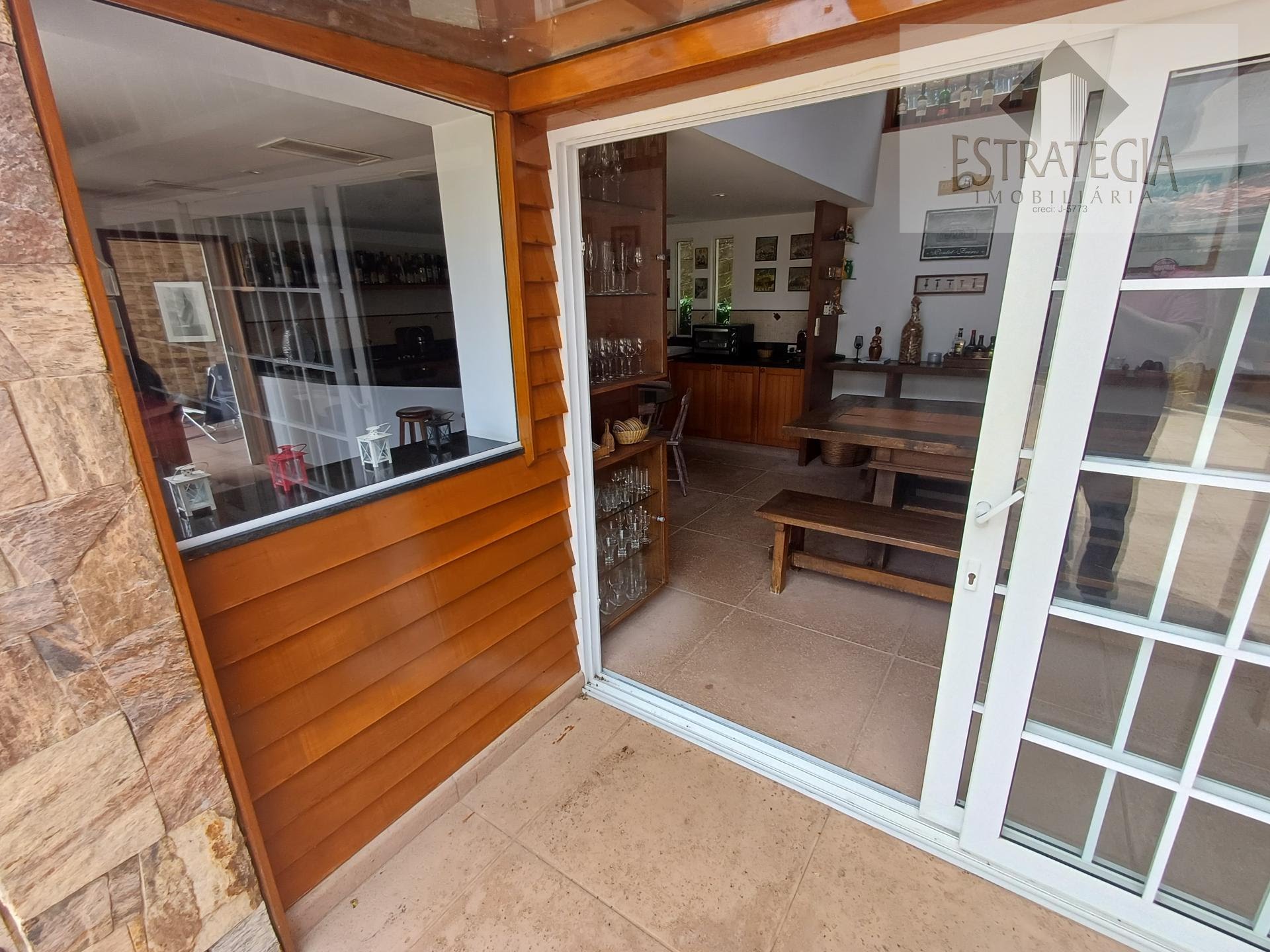 Casa à venda com 5 quartos, 5 suítes, 3 vagas e 650m² no Cuiabá, Petrópolis (RJ) — foto 26 de 30