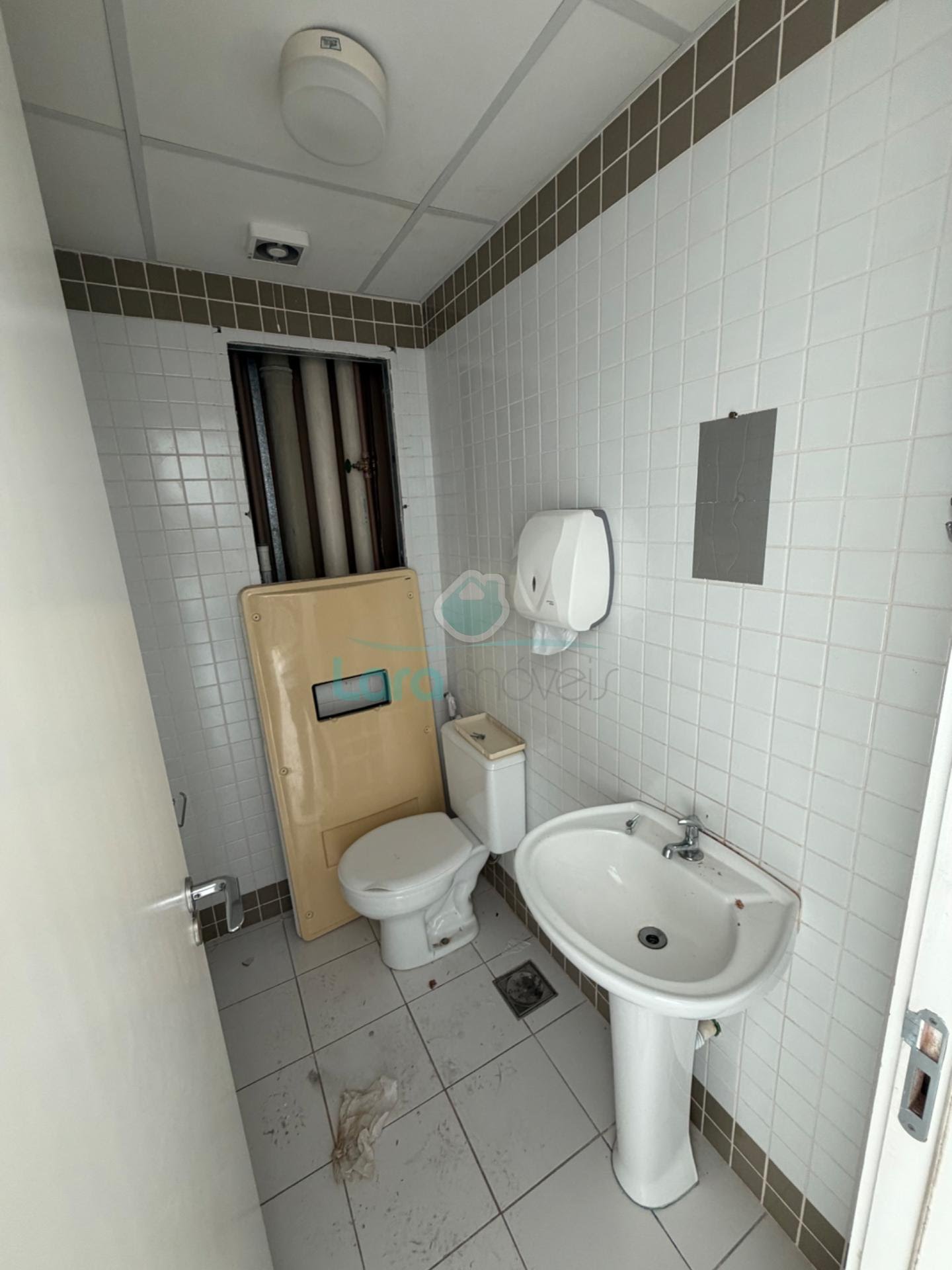 Comercial à venda com 1 banheiro, 1 vaga e 27m² no Imbetiba, Macaé (RJ) — foto 9 de 19
