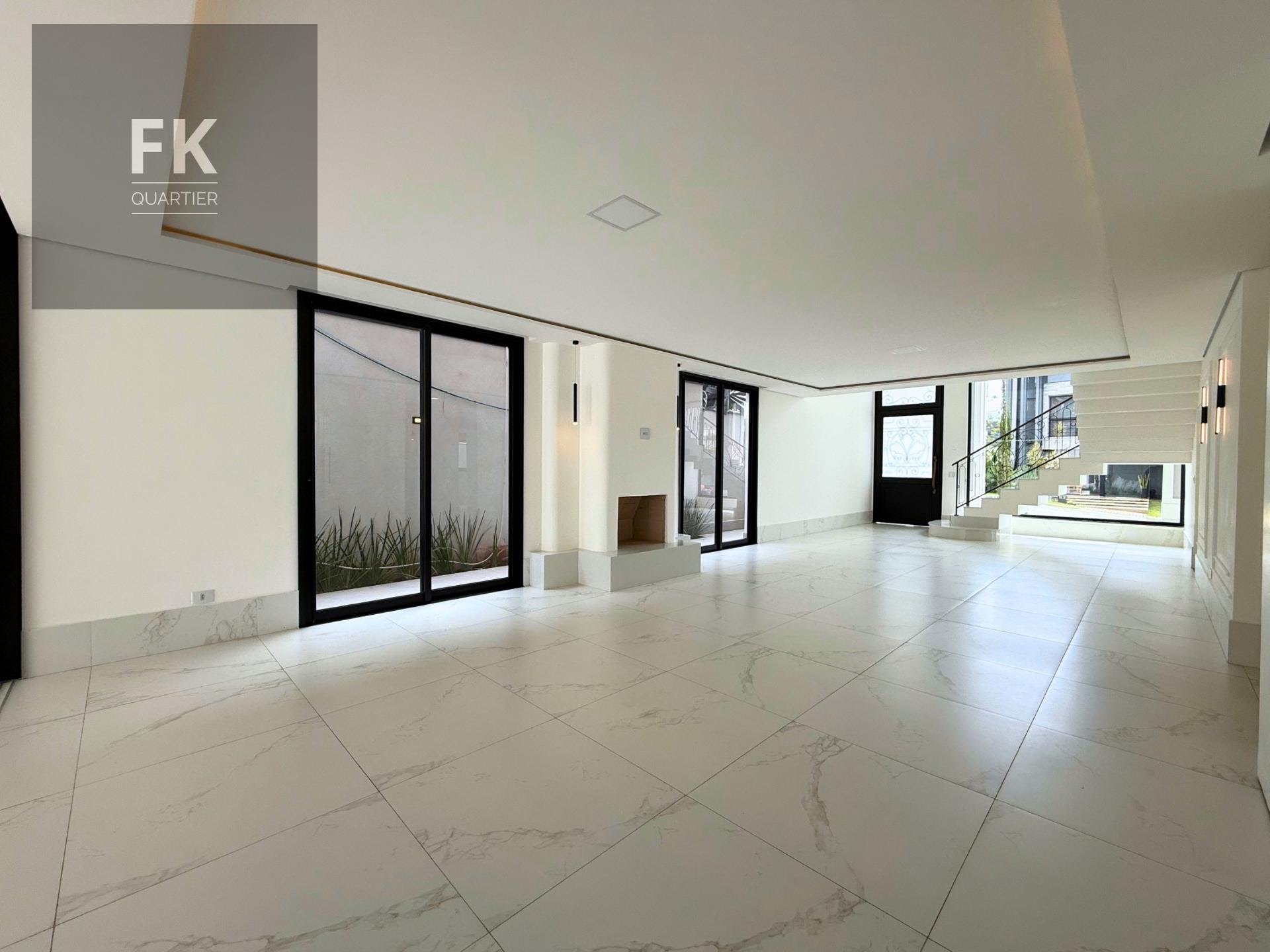 Casa à venda com 5 quartos, 5 suítes, 6 vagas e 422m² no Cidade Tamboré, Santana de Parnaíba (SP) — foto 7 de 30