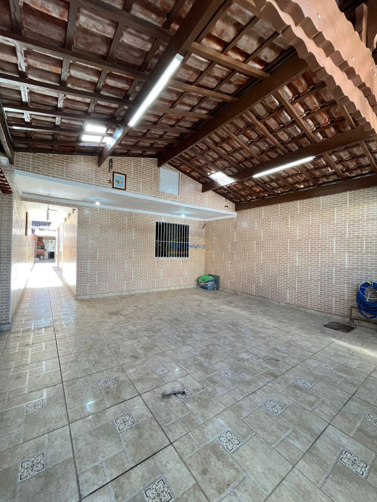 Casa à venda com 2 quartos, 1 suíte, 3 vagas e 105m² no Vila Tupi, Praia Grande (SP) — foto 2 de 30