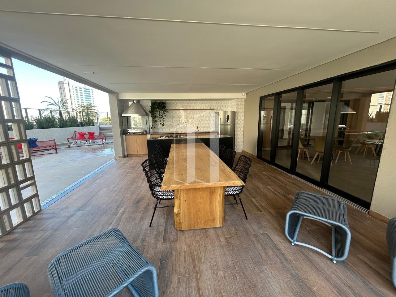 Apartamento à venda com 3 quartos, 3 suítes, 2 vagas e 94m² no Setor Central, Goiânia (GO) — foto 15 de 30