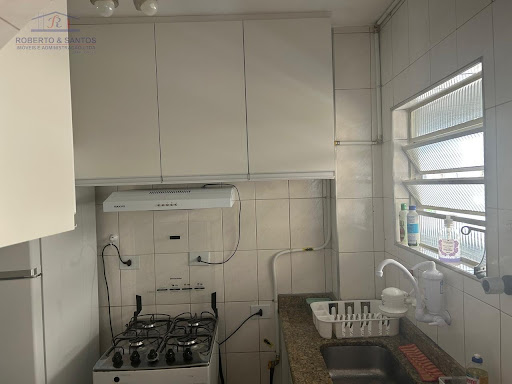 Cozinha com armários