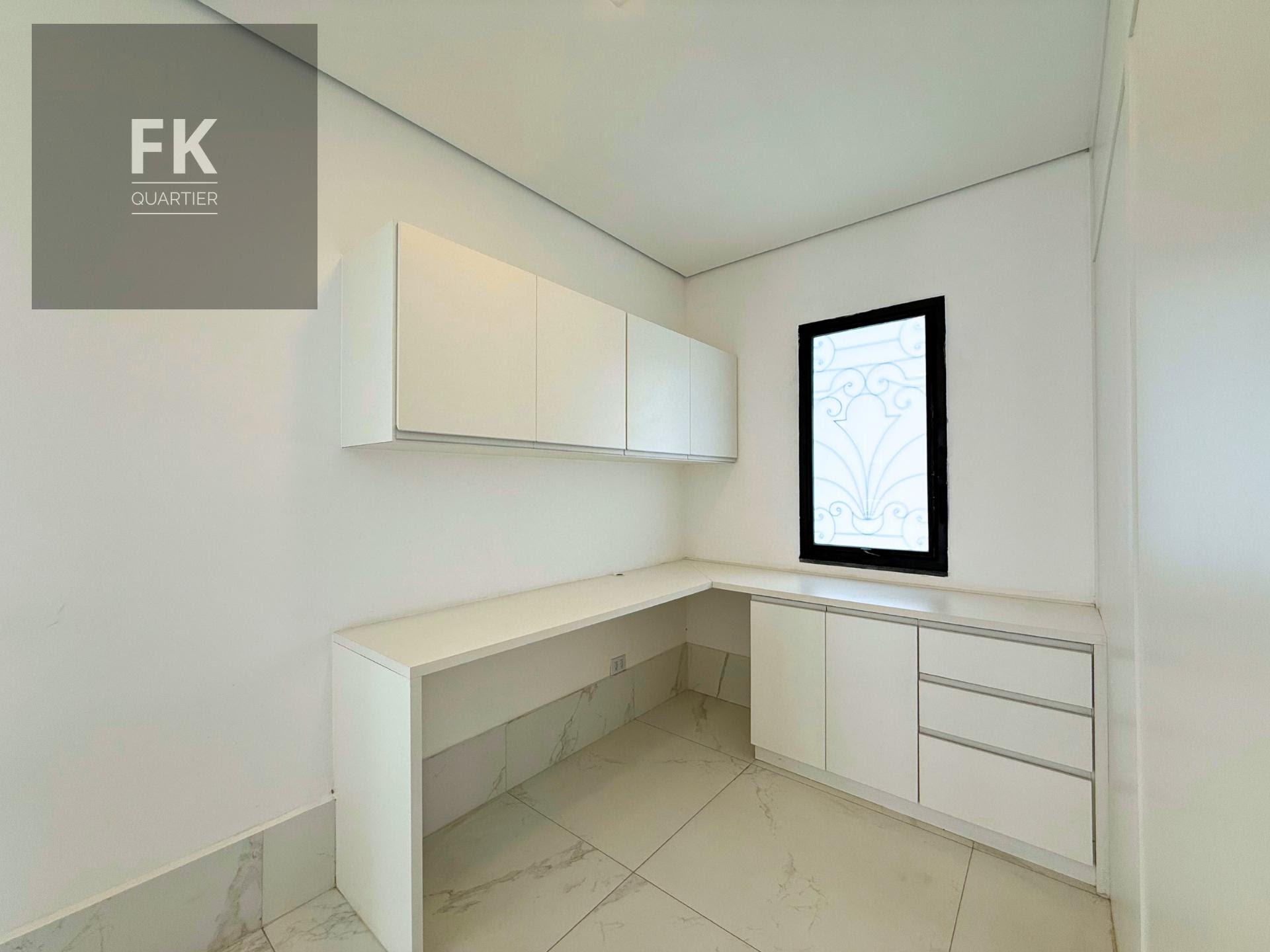 Casa à venda com 5 quartos, 5 suítes, 6 vagas e 422m² no Cidade Tamboré, Santana de Parnaíba (SP) — foto 16 de 30
