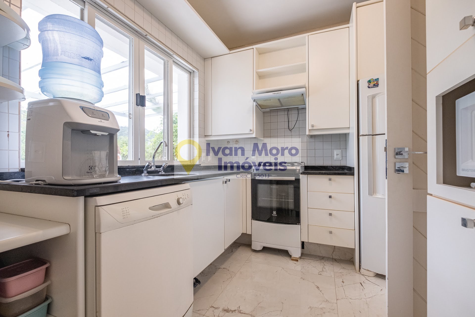 Casa à venda com 7 quartos, 7 suítes, 3 vagas e 979m² no Praia Brava, Florianópolis (SC) — foto 14 de 30