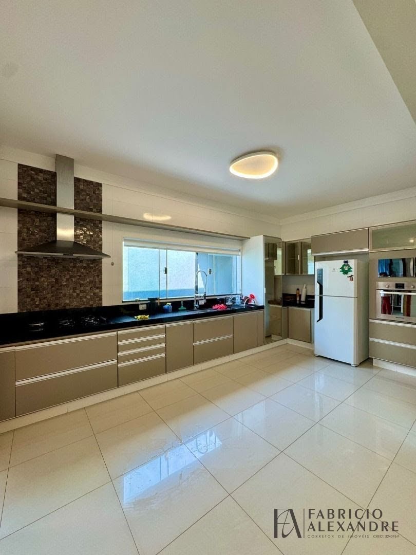 Casa à venda com 4 quartos, 4 suítes, 3 vagas e 278m² no Parque Residencial Buona Vita, São José do Rio Preto (SP) — foto 20 de 30