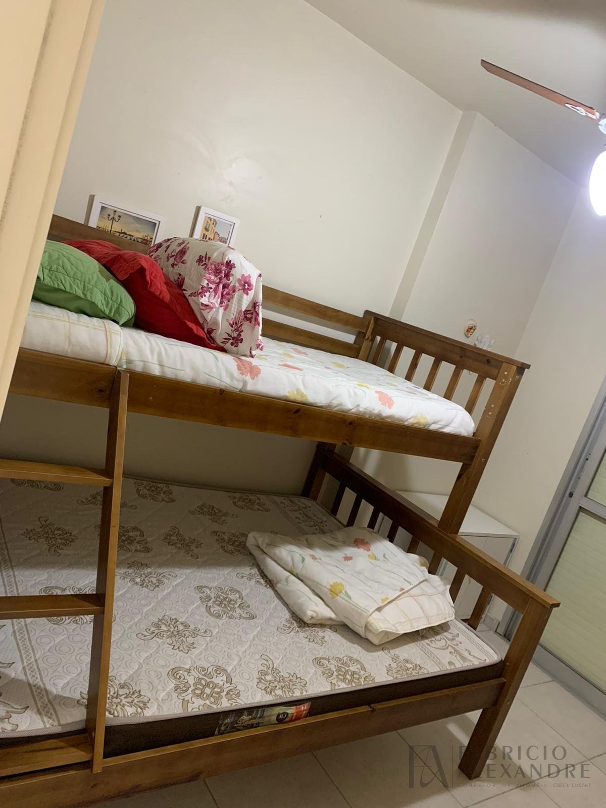 Apartamento à venda com 4 quartos, 3 banheiros, 2 vagas e 200m² no Pitangueiras, Guarujá (SP) — foto 14 de 30