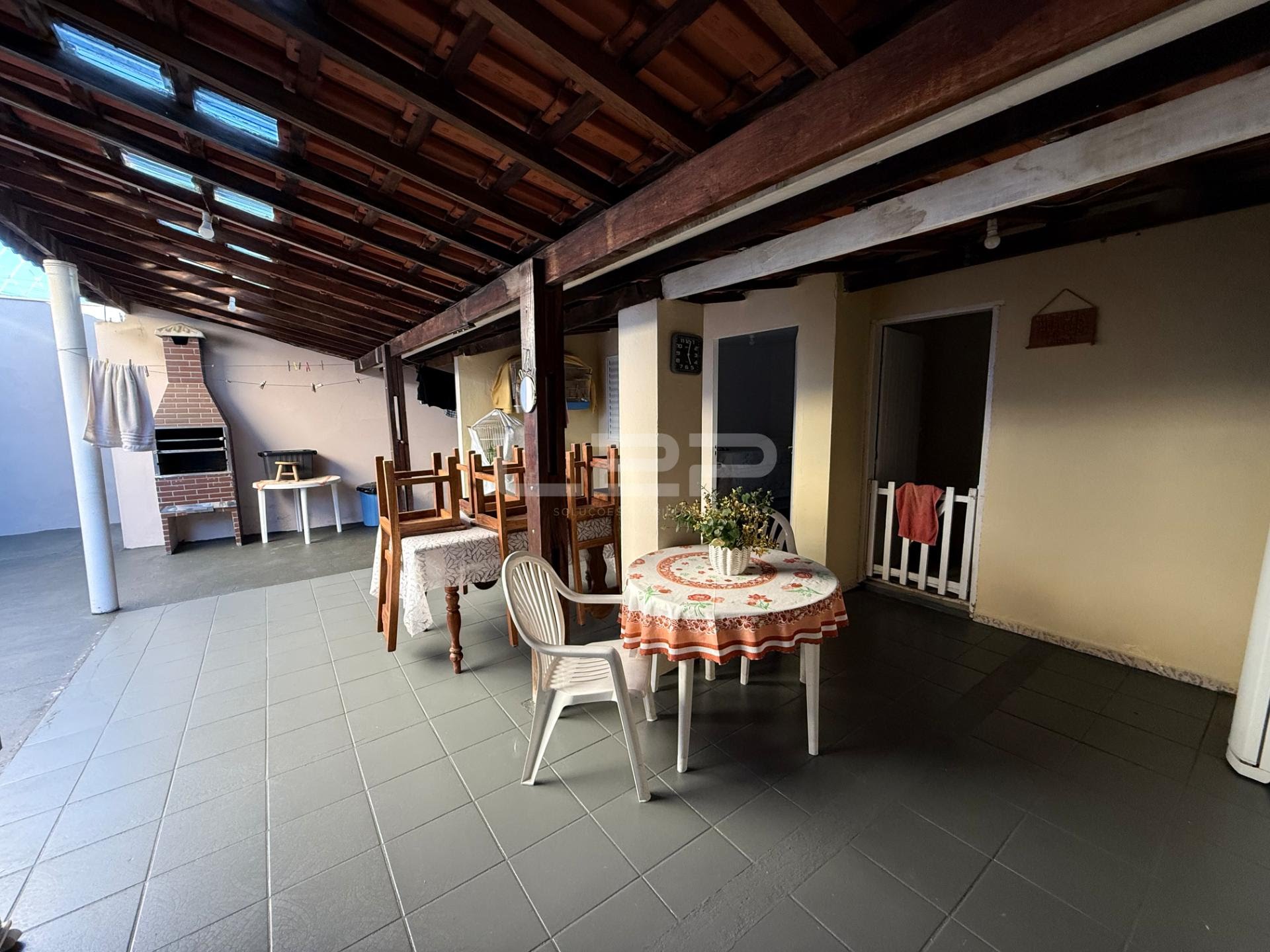 Casa à venda com 3 quartos, 1 suíte, 2 vagas e 232m² no Jardim Primavera, Itupeva (SP) — foto 23 de 26
