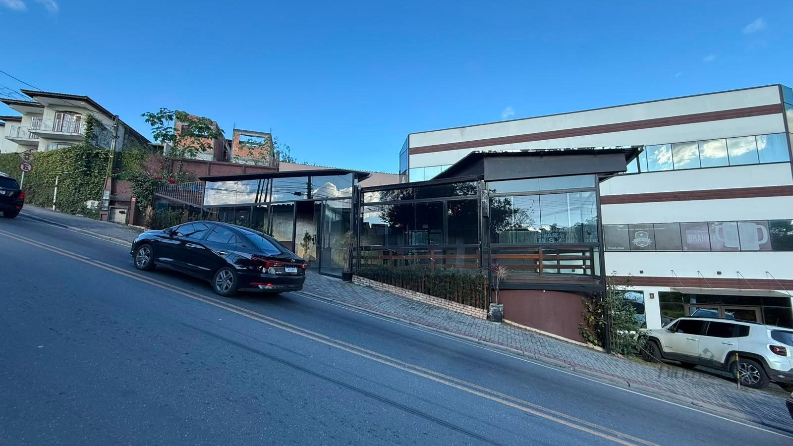 Comercial para alugar com 5 banheiros e 300m² no Centro, Arujá (SP) — foto 2 de 30