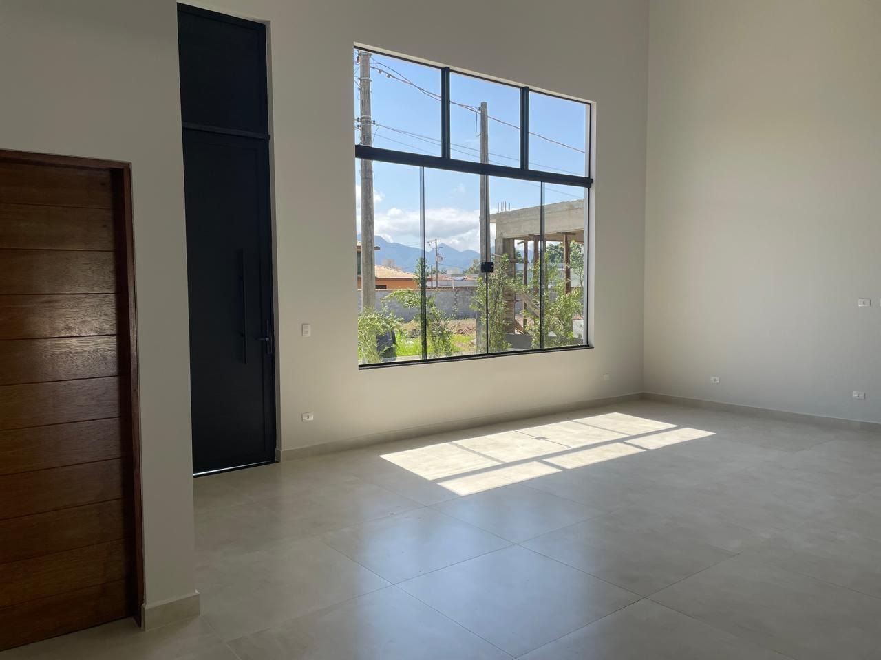 Casa à venda com 3 quartos, 5 banheiros, 3 vagas e 300m² no Jardim Carolina, Ubatuba (SP) — foto 13 de 24