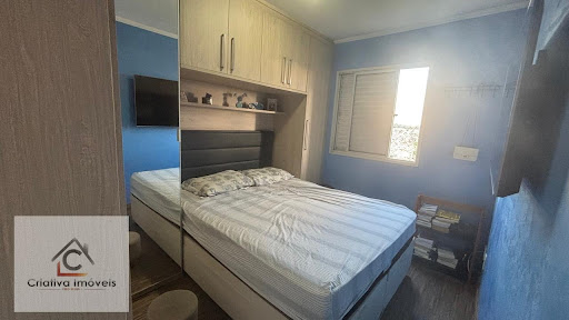 Apartamento em Vila Carmosina  -  São Paulo