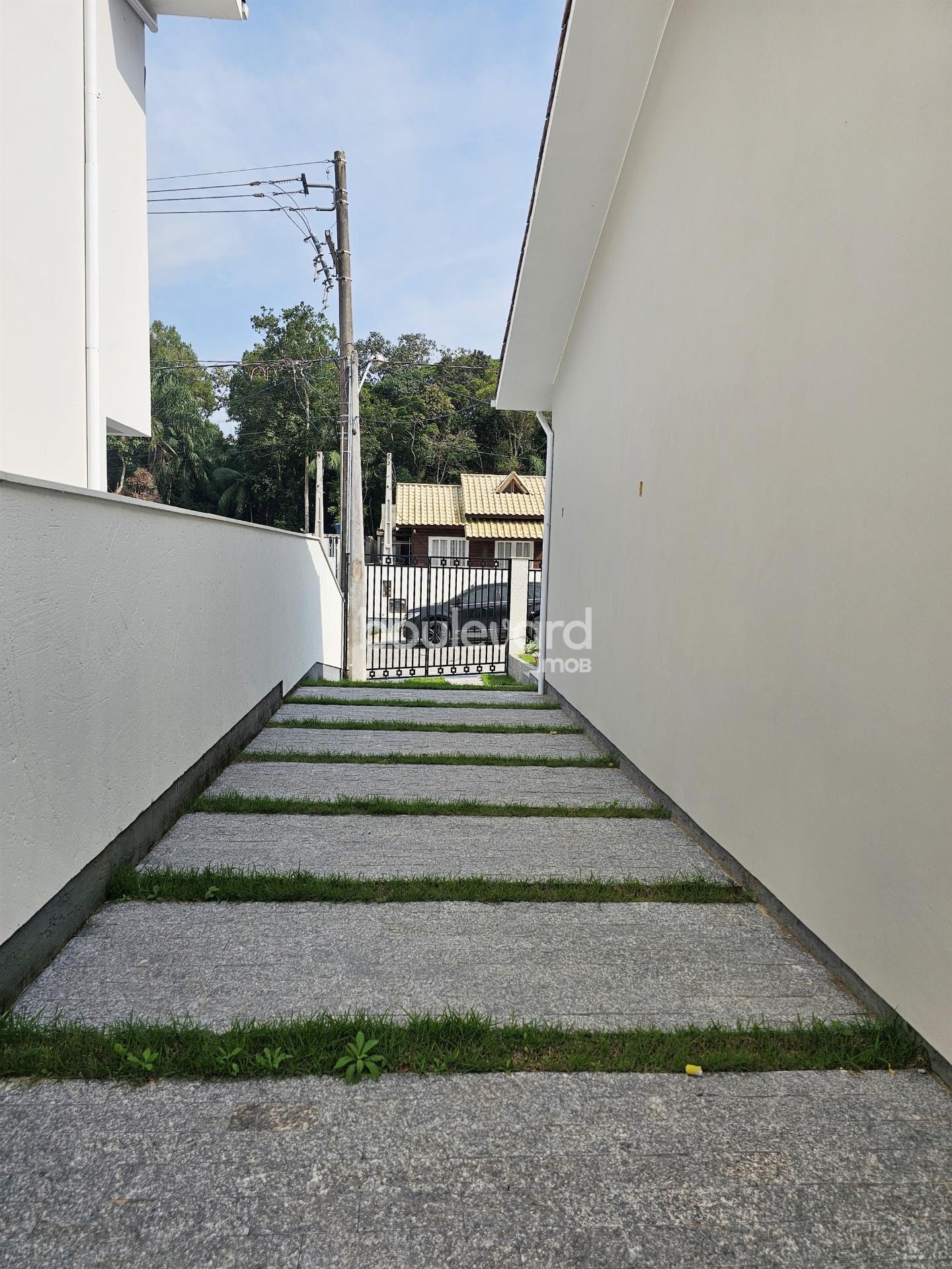 Casa à venda com 2 quartos, 1 suíte, 2 vagas e 68m² no Sertão do Maruim, São José (SC) — foto 8 de 13
