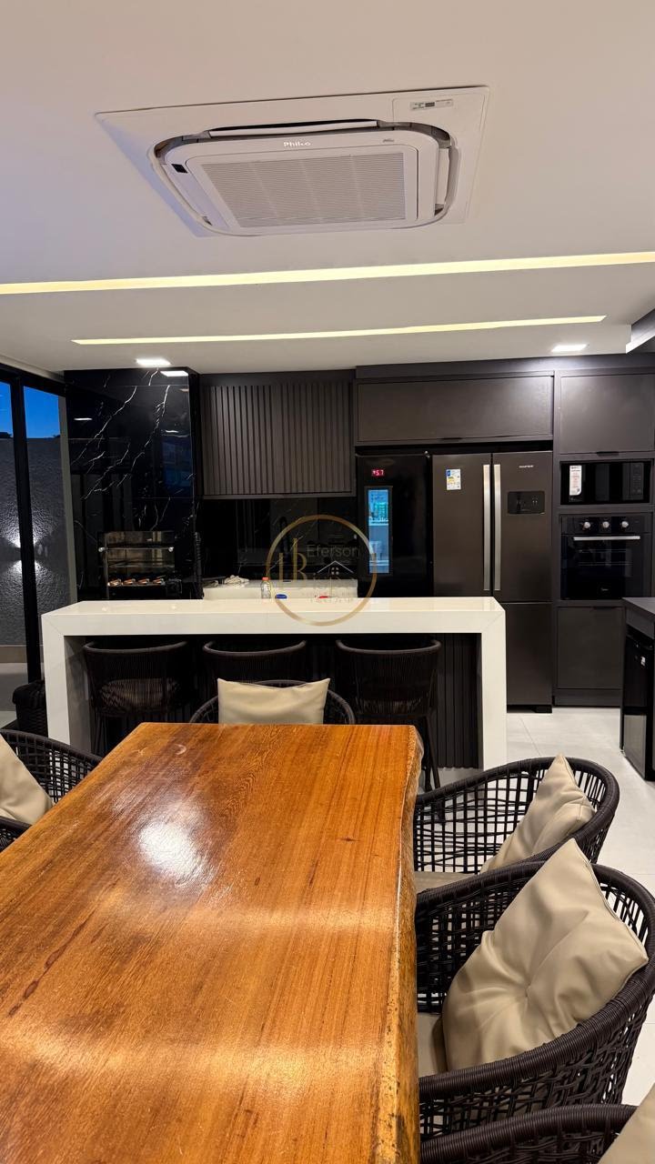 Casa à venda com 4 quartos, 4 suítes, 3 vagas e 210m² no Alto Taperapuan, Porto Seguro (BA) — foto 12 de 16