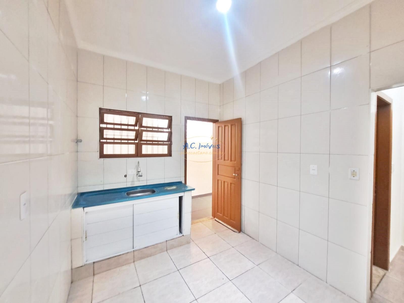 Casa à venda com 2 quartos, 1 banheiro, 3 vagas e 52m² no Aviação, Praia Grande (SP) — foto 17 de 21