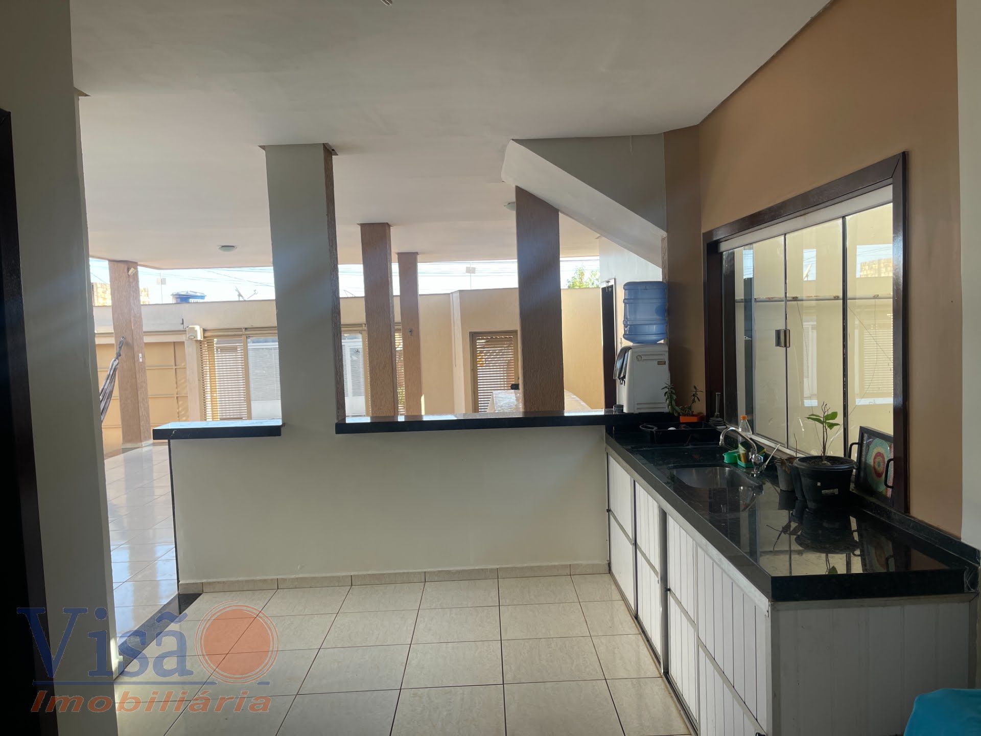 Casa à venda com 4 quartos, 1 suíte, 3 vagas e 200m² no Santa Lucia, Paracatu (MG) — foto 5 de 25